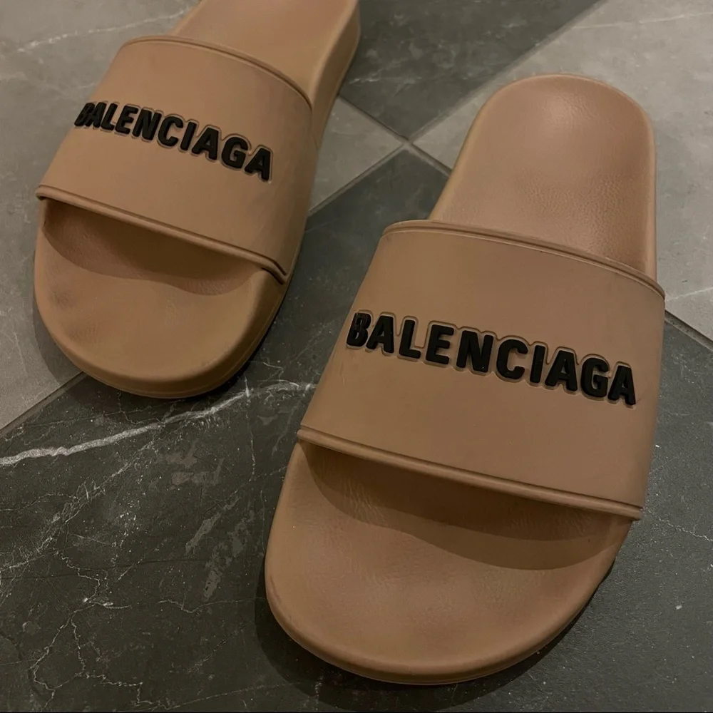 Balenciaga Logo Sport Slides (Beige/Black, US7) - fits like a 6 - Picture 2 of 7